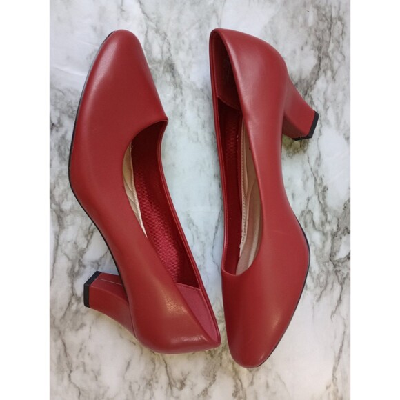 Easy Spirit Red Pumps Size 8W - Picture 5 of 9